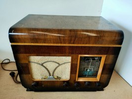 Musicalpha Paris vintage radio (2)